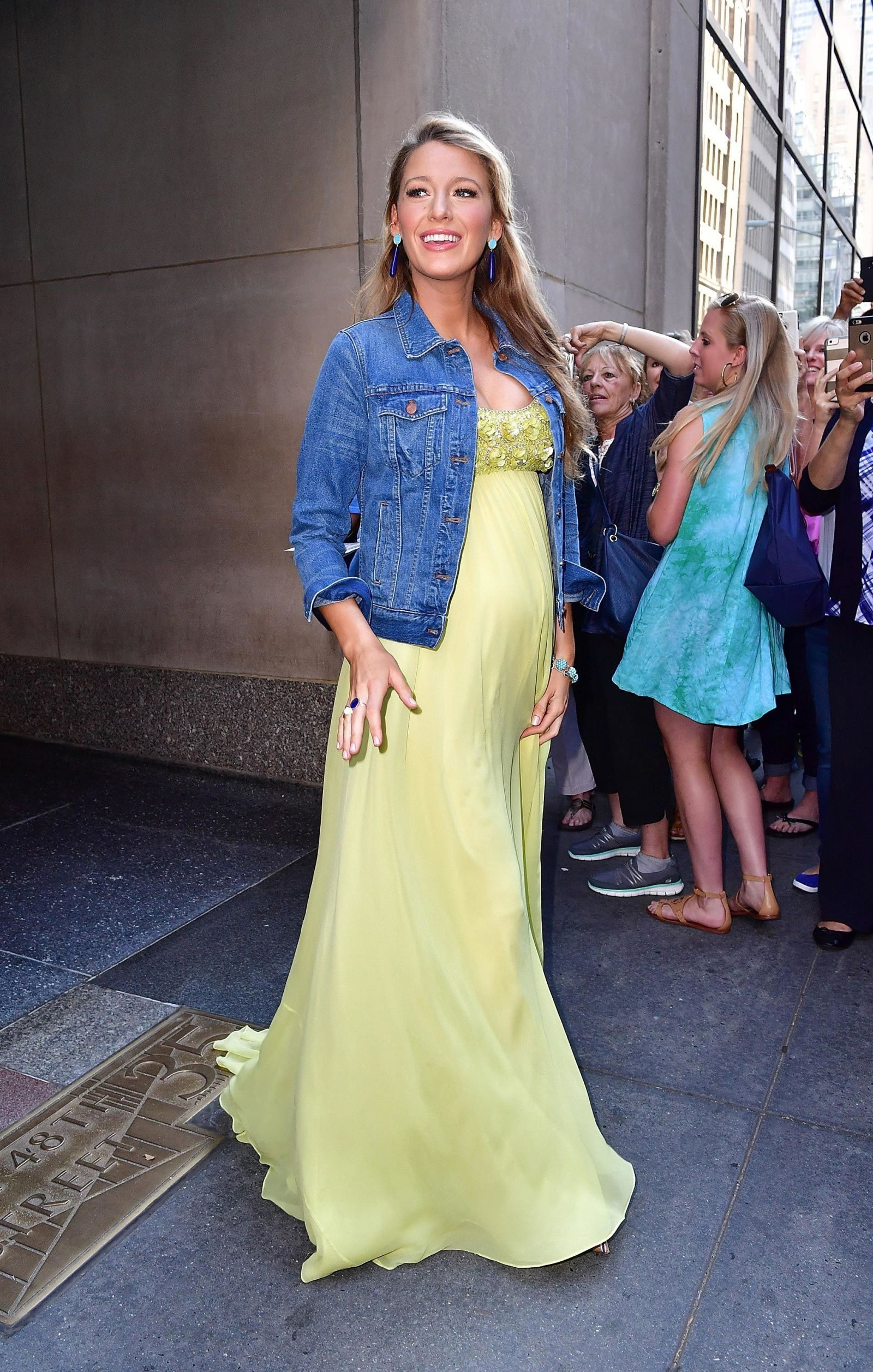 Blake Lively Wore a Denim Jacket Over a ...